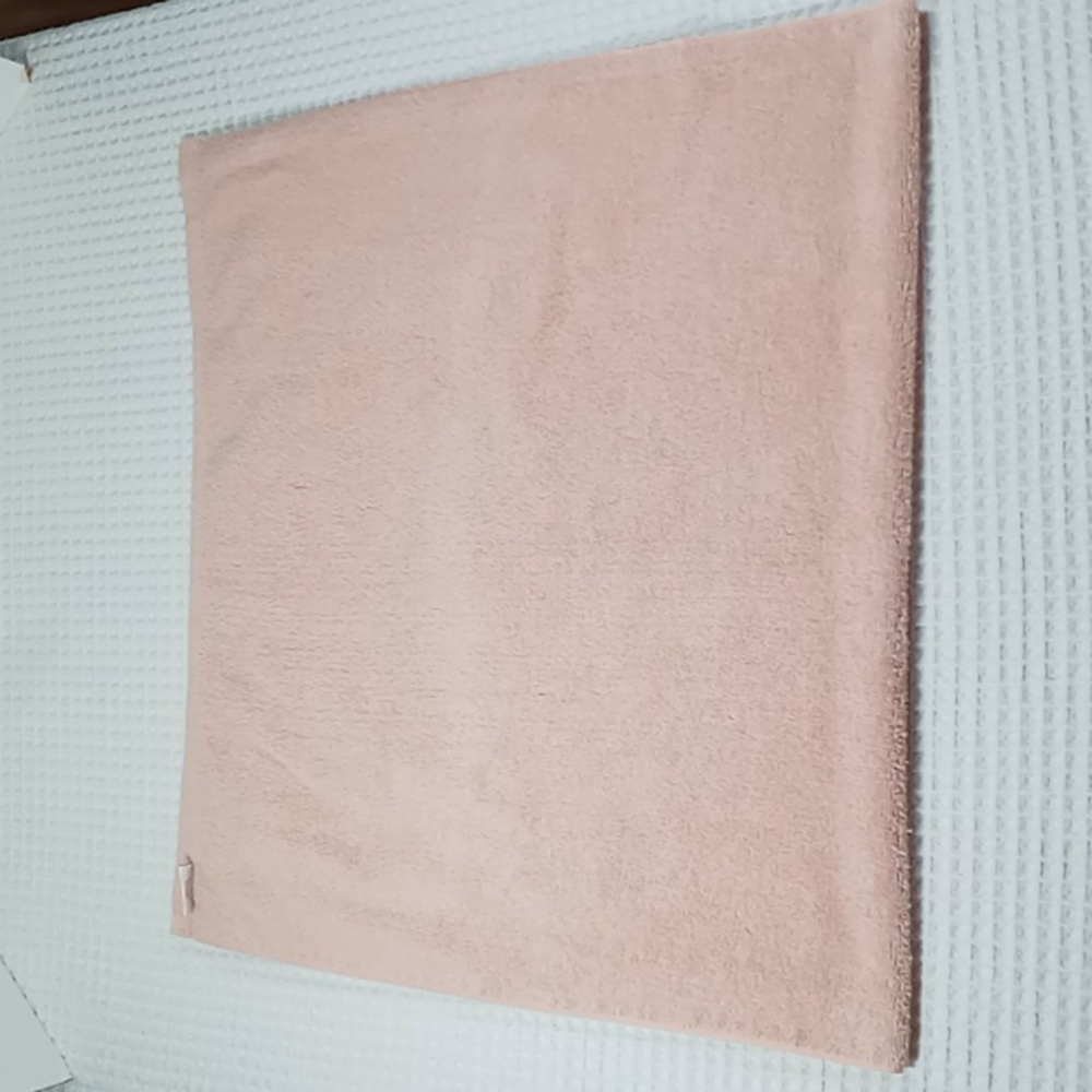 Vintage Avanti Look 1978 Soft Pink Bath Towels with Lace Trim Set of 2 - Picture 8 of 16